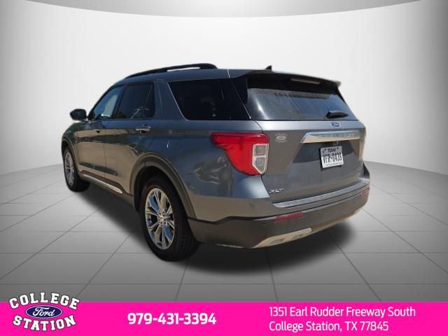 Used 2024 Ford Explorer XLT w/ Equipment Group 202A RWD image 6