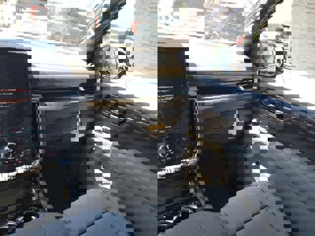 New 2026 GMC Yukon Elevation image 15