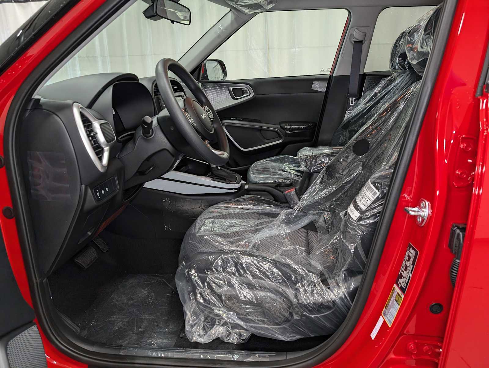 New 2025 Kia Soul LX image 4