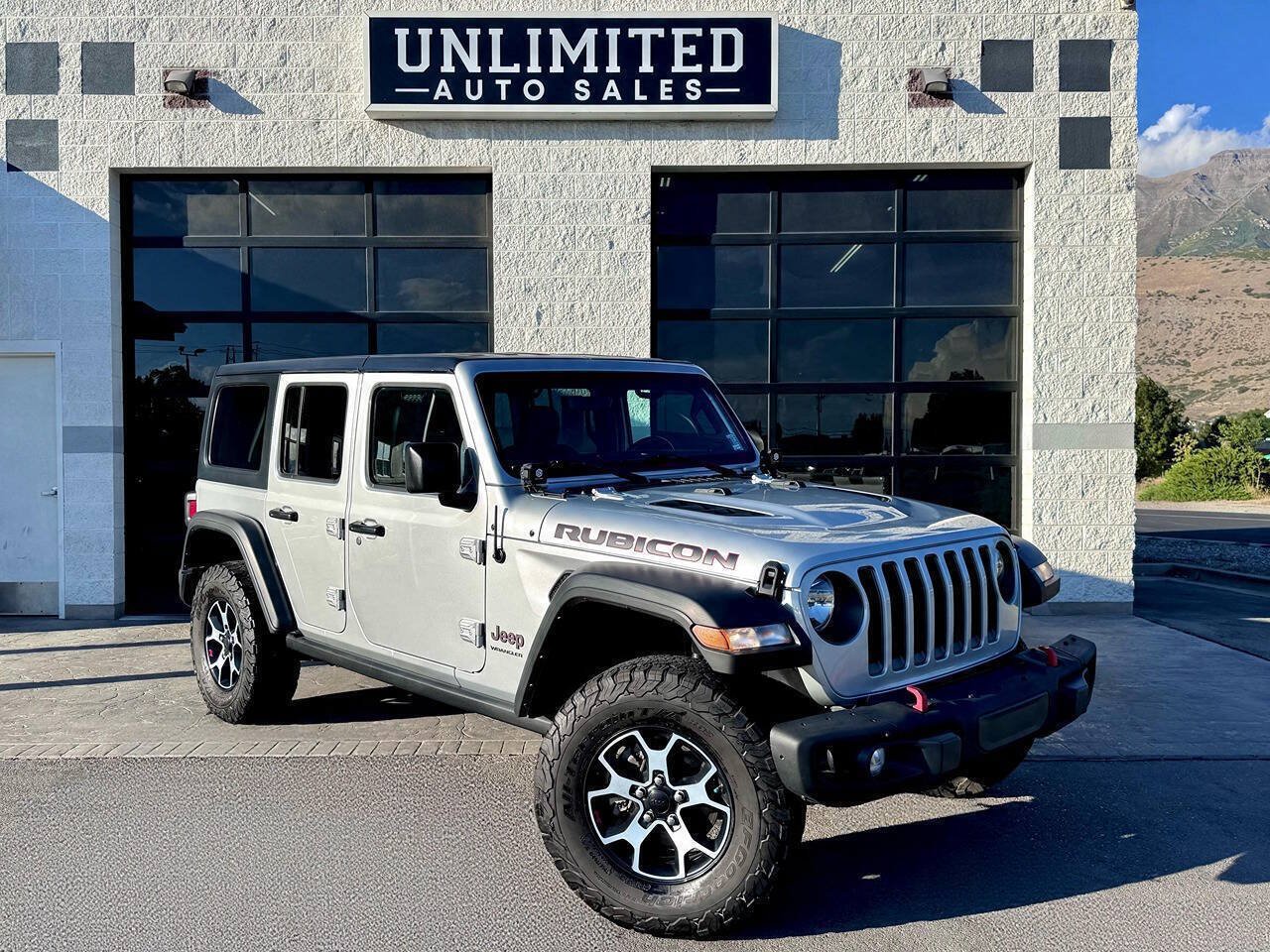 Used 2023 Jeep Wrangler Unlimited Rubicon w/ Cold Weather Group