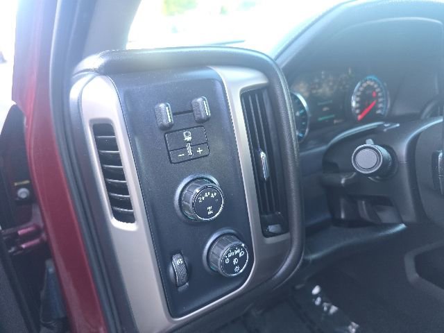 Used 2017 GMC Sierra 3500 Denali w/ Duramax Plus Package AWD/4WD image 18