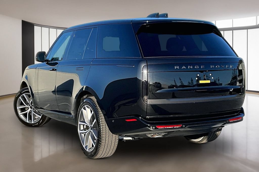 New 2026 Land Rover Range Rover SE AWD/4WD image 3