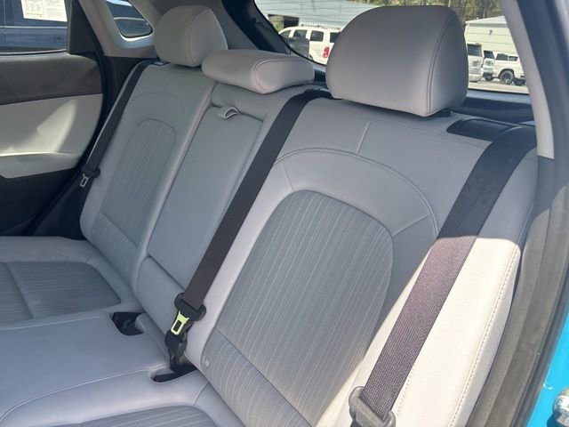 Used 2022 Hyundai Kona SEL FWD image 15