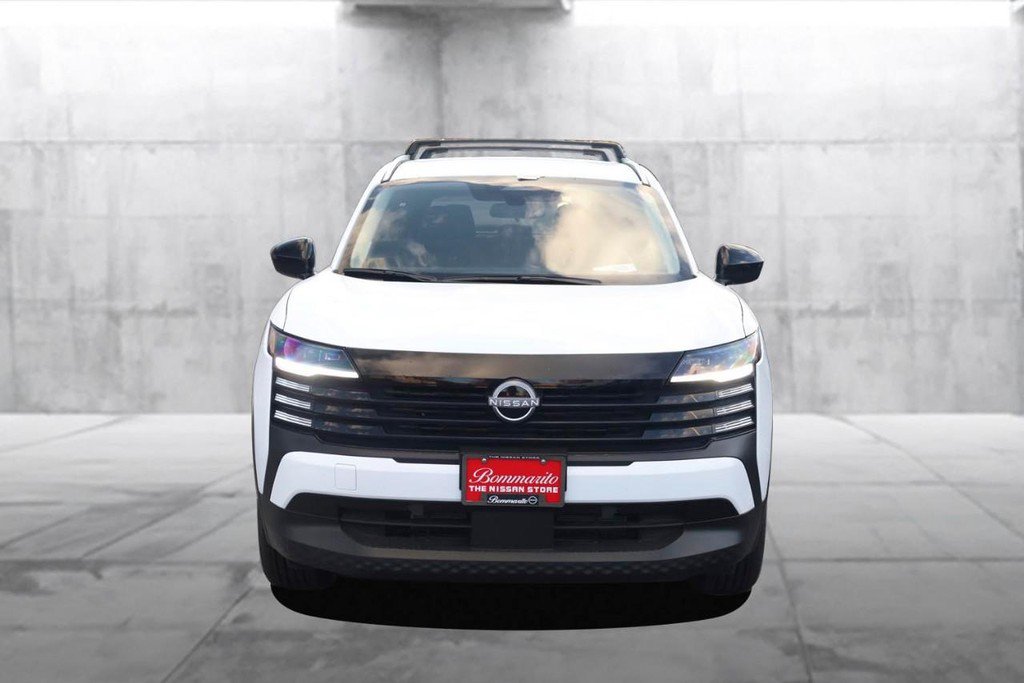 New 2026 Nissan Kicks SV w/ SV Premium Package image 4