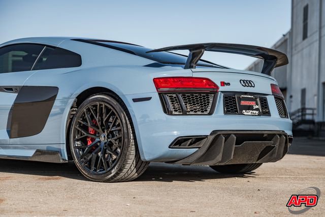 Used 2018 Audi R8 V10 w/ Premium Package image 53