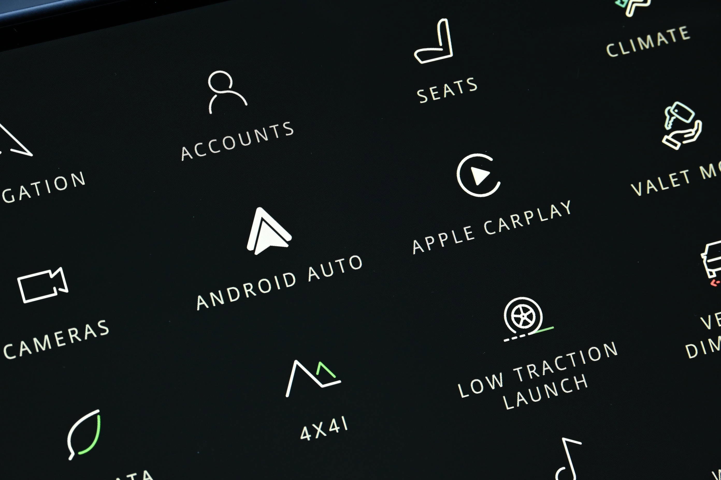 Used 2024 Land Rover Discovery Sport S image 37