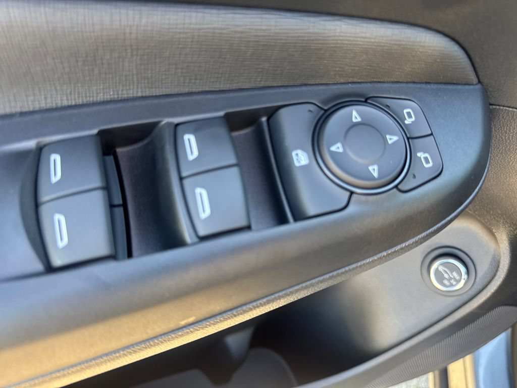 New 2026 Buick Envista Sport Touring FWD image 19