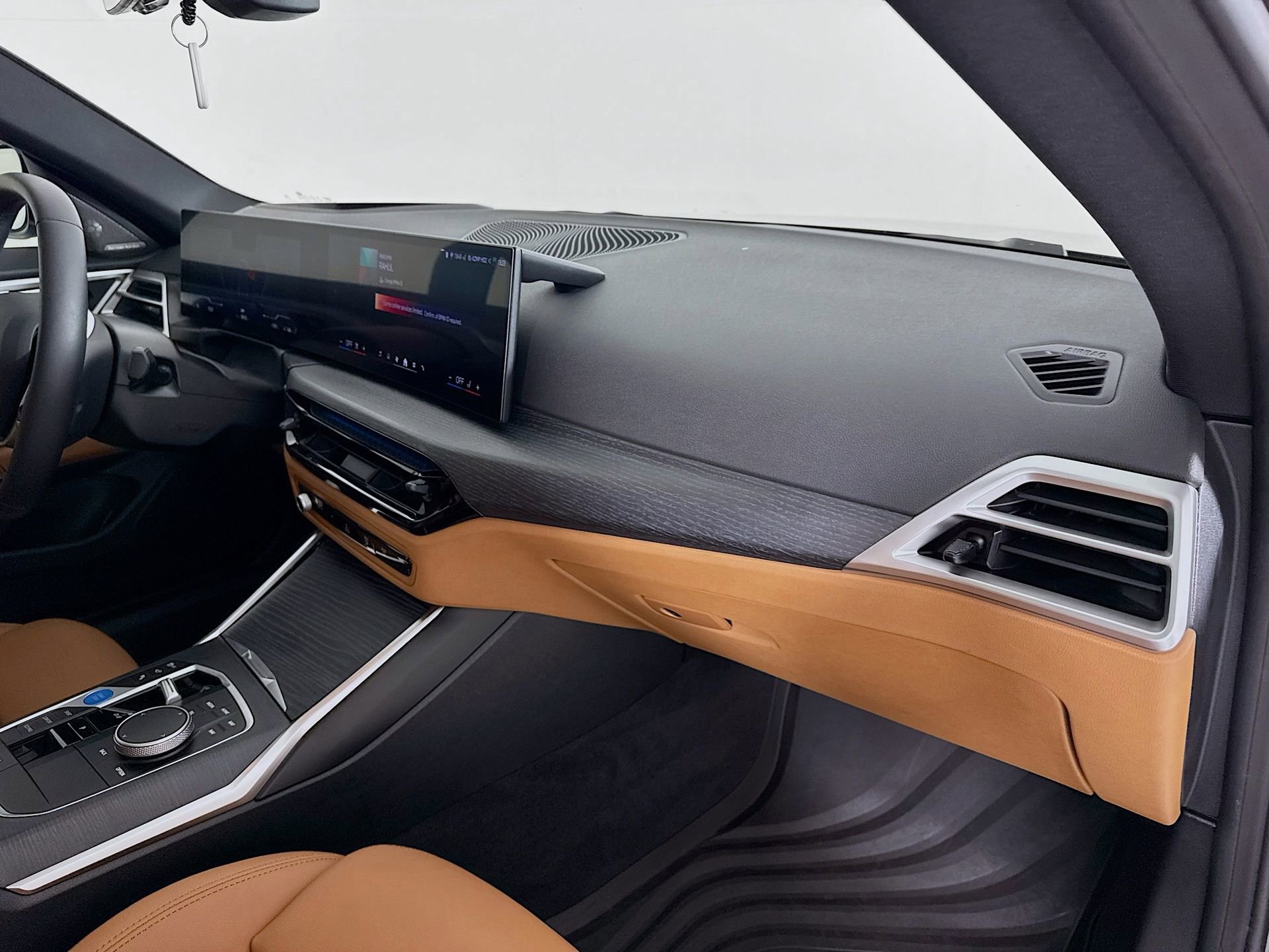 Used 2025 BMW i4 xDrive40i w/ Premium Package image 30