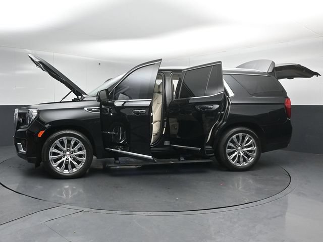 Used 2024 GMC Yukon Denali w/ Advanced Technology Package AWD/4WD image 57