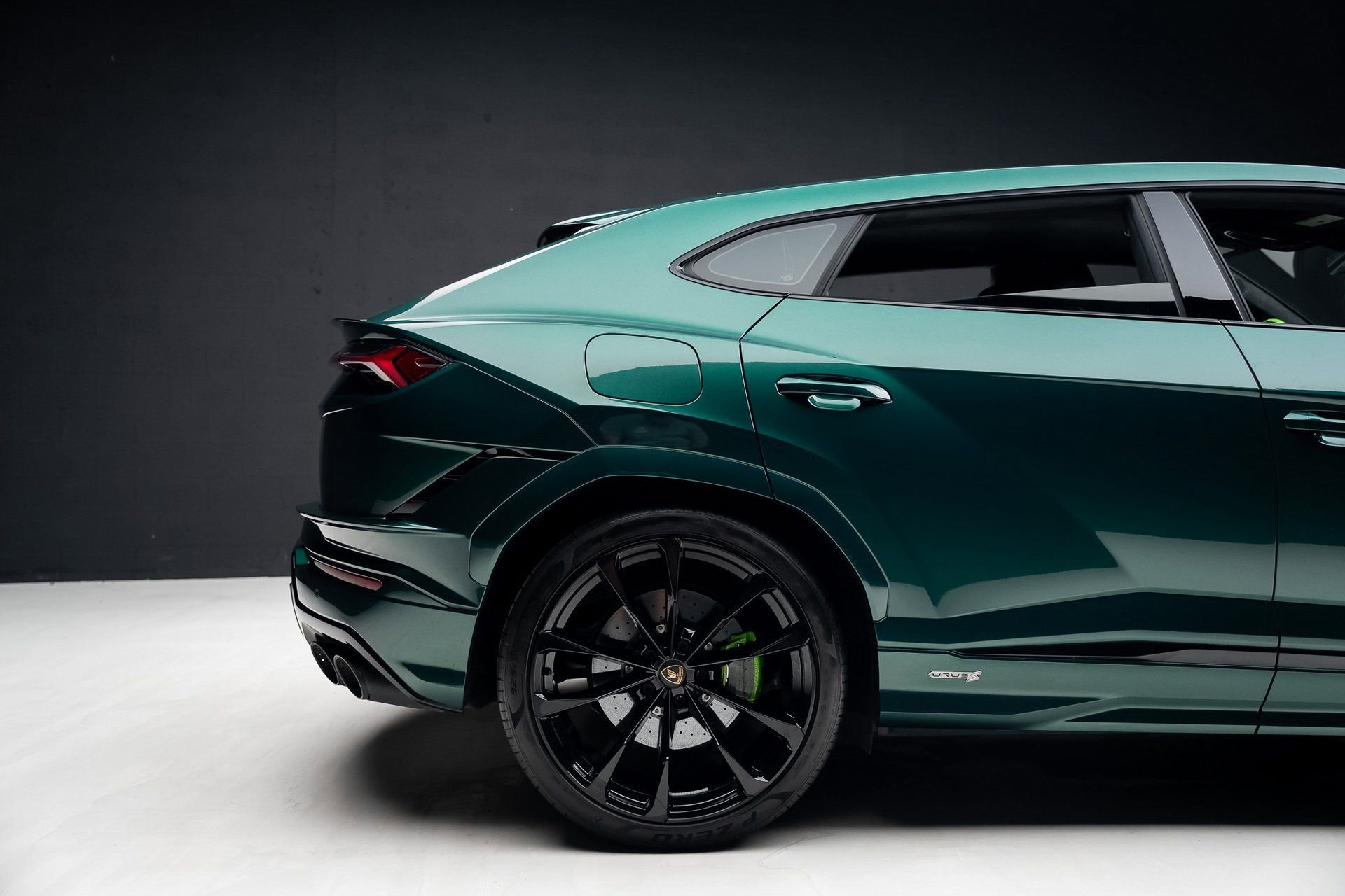 Used 2024 Lamborghini Urus S AWD/4WD image 37