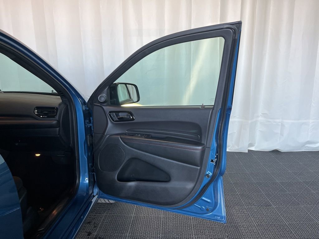Used 2024 Dodge Durango R/T w/ Trailer Tow Group IV AWD/4WD image 18
