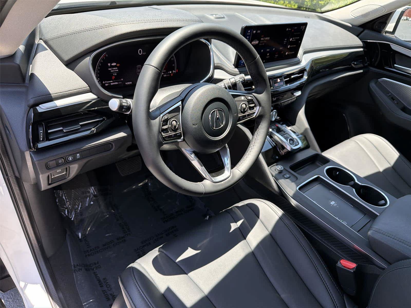 Certified 2025 Acura MDX SH-AWD image 2