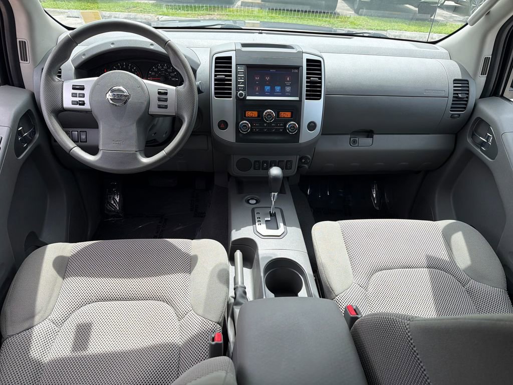 Used 2021 Nissan Frontier SV RWD image 16