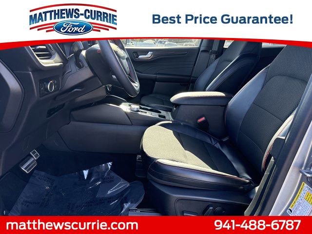 Certified 2024 Ford Escape ST-Line w/ Tech Pack #1 FWD image 9