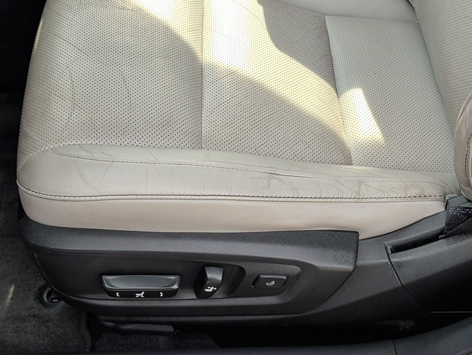 Used 2015 Lexus ES 350 w/ Luxury Package FWD image 10