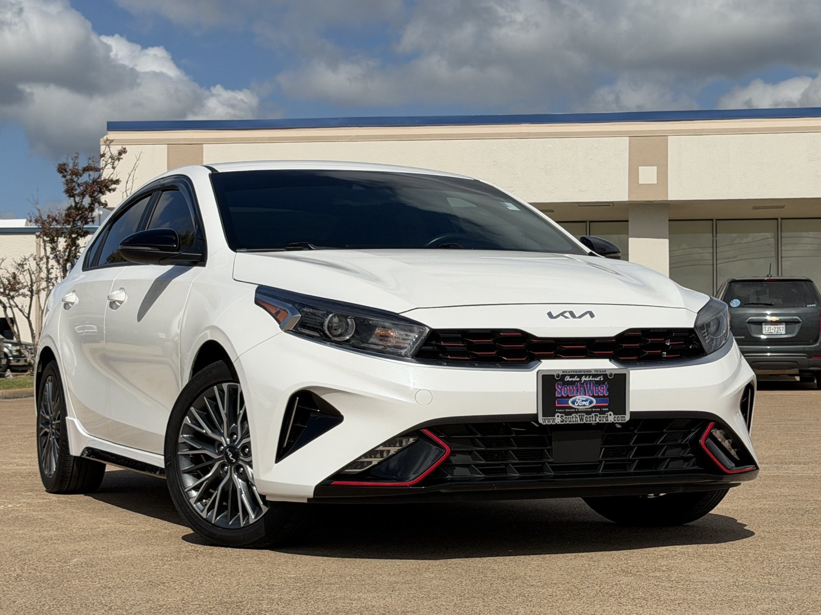 Used 2024 Kia Forte GT-Line FWD image 2