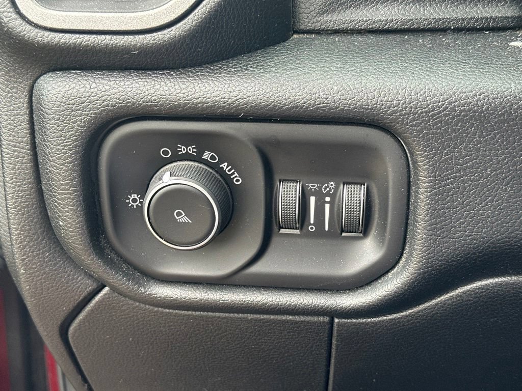 Used 2019 RAM 2500 Tradesman AWD/4WD image 18