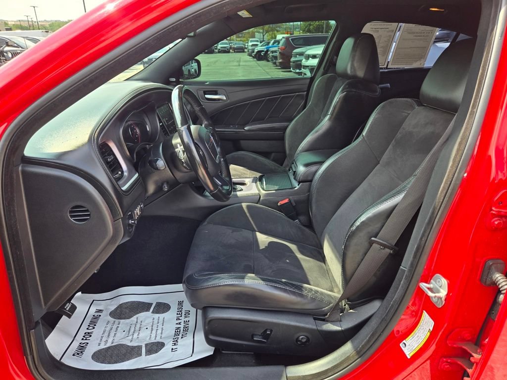 Used 2019 Dodge Charger R/T w/ Plus Group RWD image 16