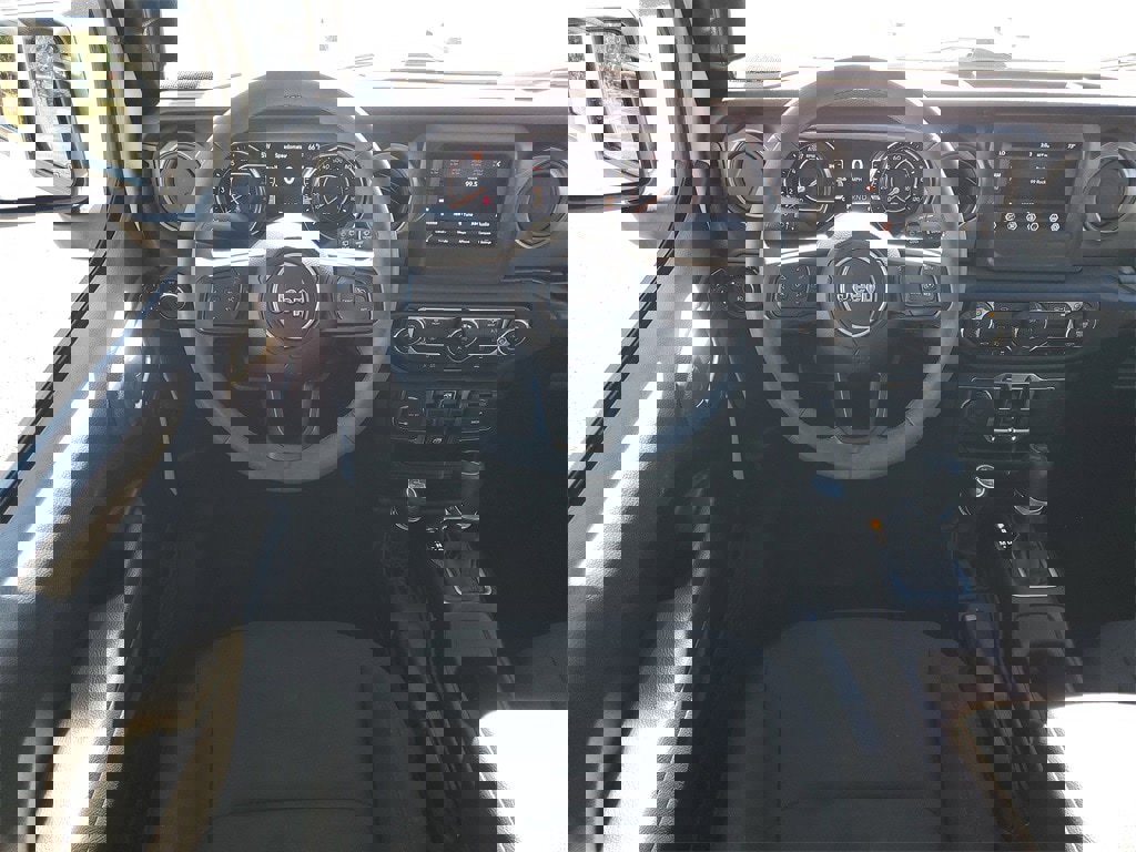 Used 2023 Jeep Wrangler Willys image 27