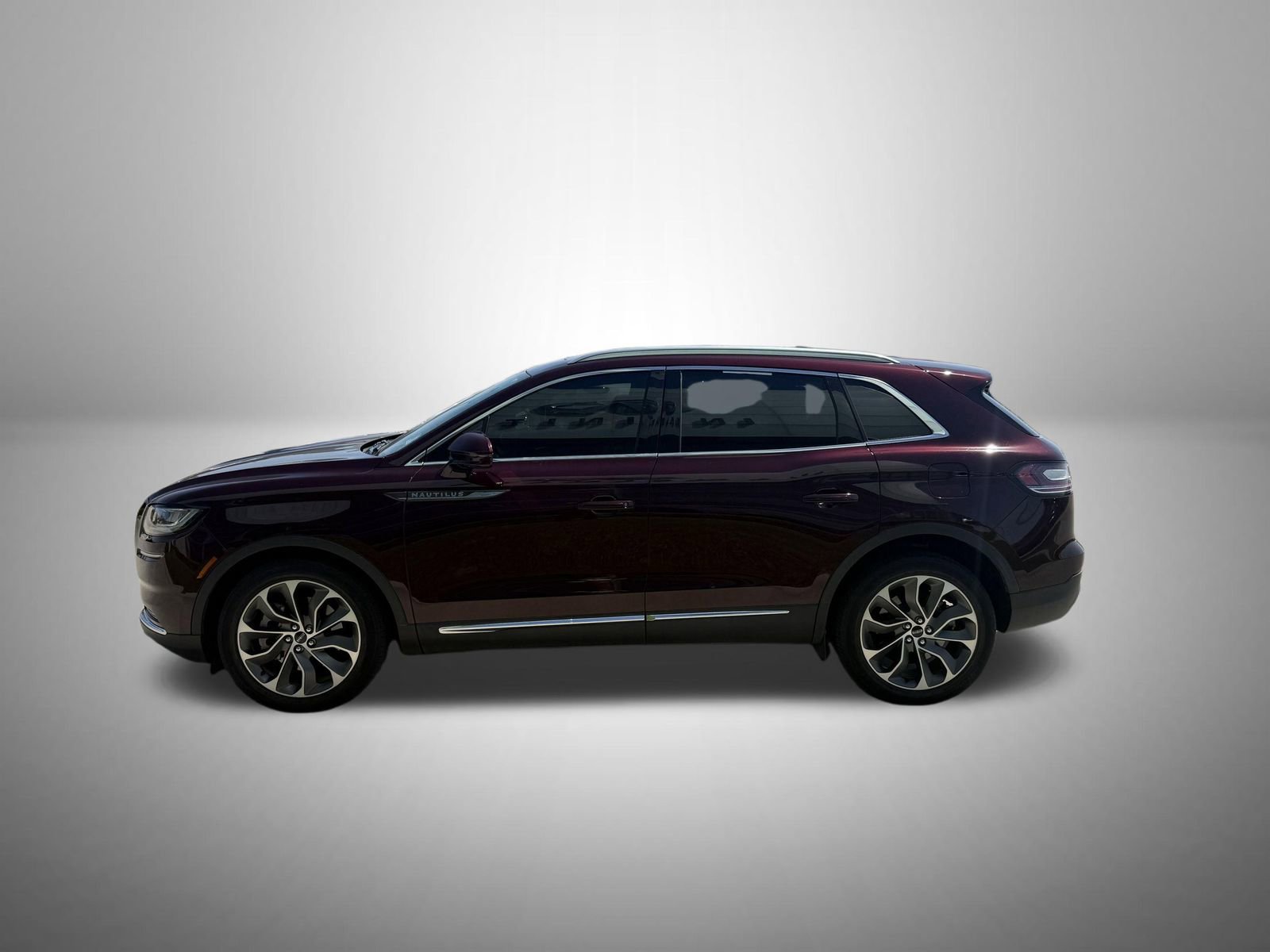 Used 2023 Lincoln Nautilus Reserve w/ Cargo Utility Package image 6