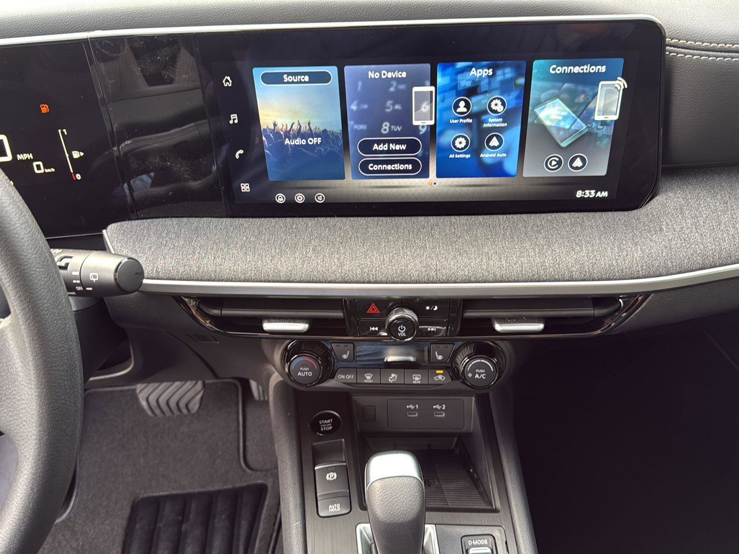 New 2026 Nissan Kicks SV w/ SV Premium Package image 23