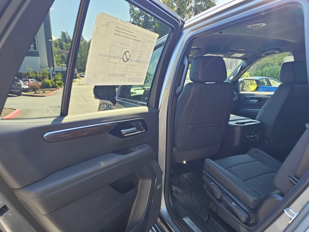 New 2026 Chevrolet Tahoe LT w/ Comfort Package AWD/4WD image 19