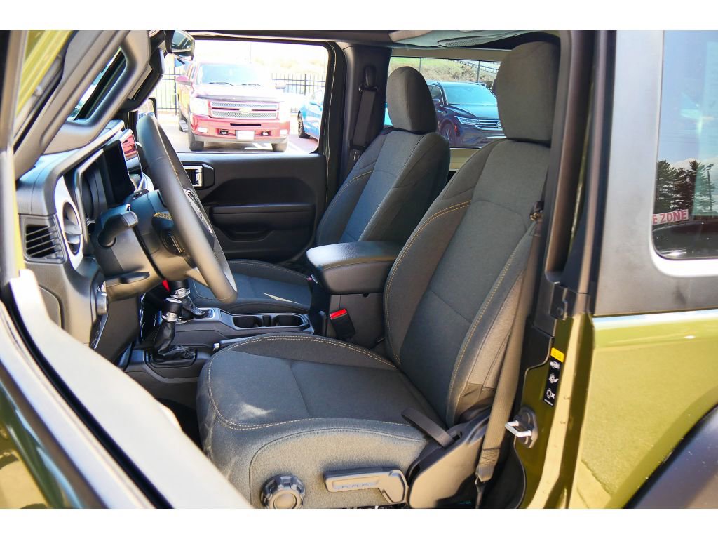Used 2024 Jeep Wrangler Sport AWD/4WD image 10