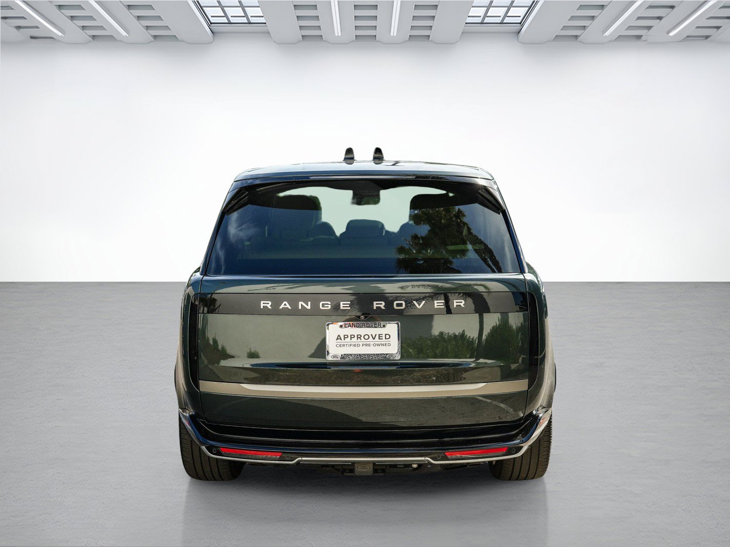 Certified 2025 Land Rover Range Rover SE AWD/4WD image 7