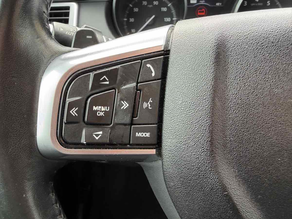 Used 2018 Land Rover Discovery Sport HSE AWD/4WD image 29