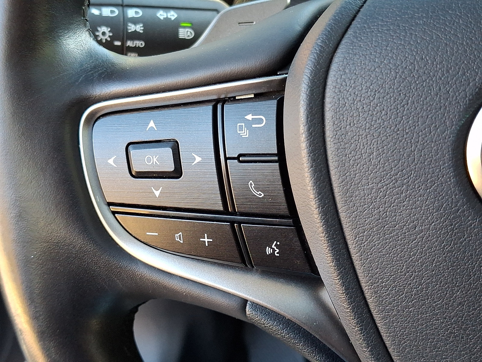 Certified 2024 Lexus ES 350 w/ Premium Package FWD image 21