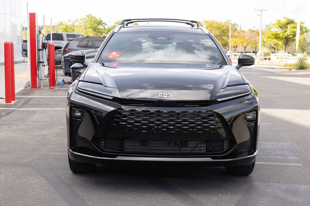 New 2026 Toyota Crown Signia image 2