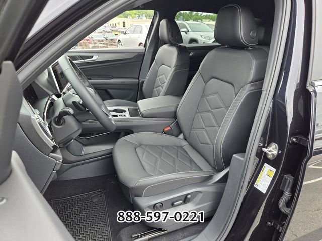 Certified 2025 Volkswagen Atlas Cross Sport SE AWD/4WD image 10