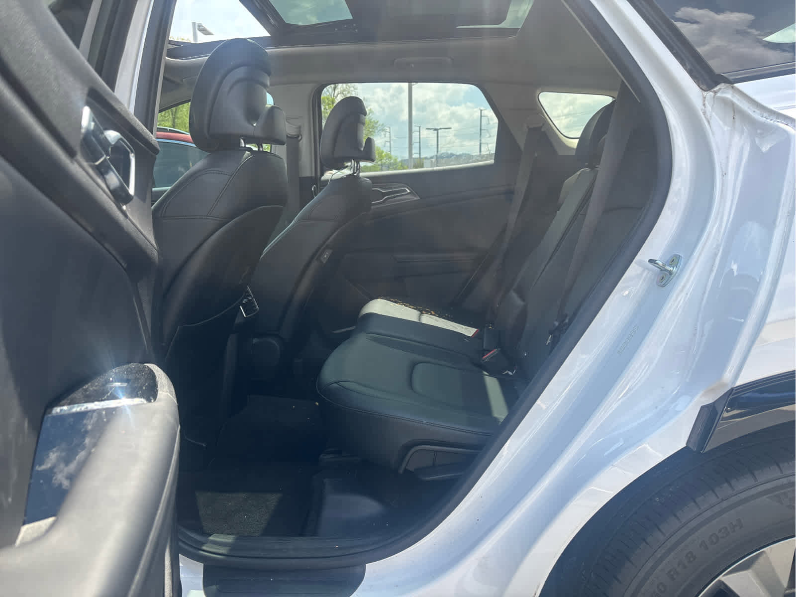 Used 2023 Kia Sportage SX image 17