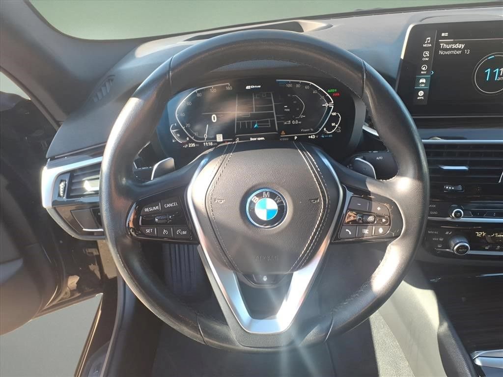 Used 2023 BMW 530e xDrive AWD/4WD image 16