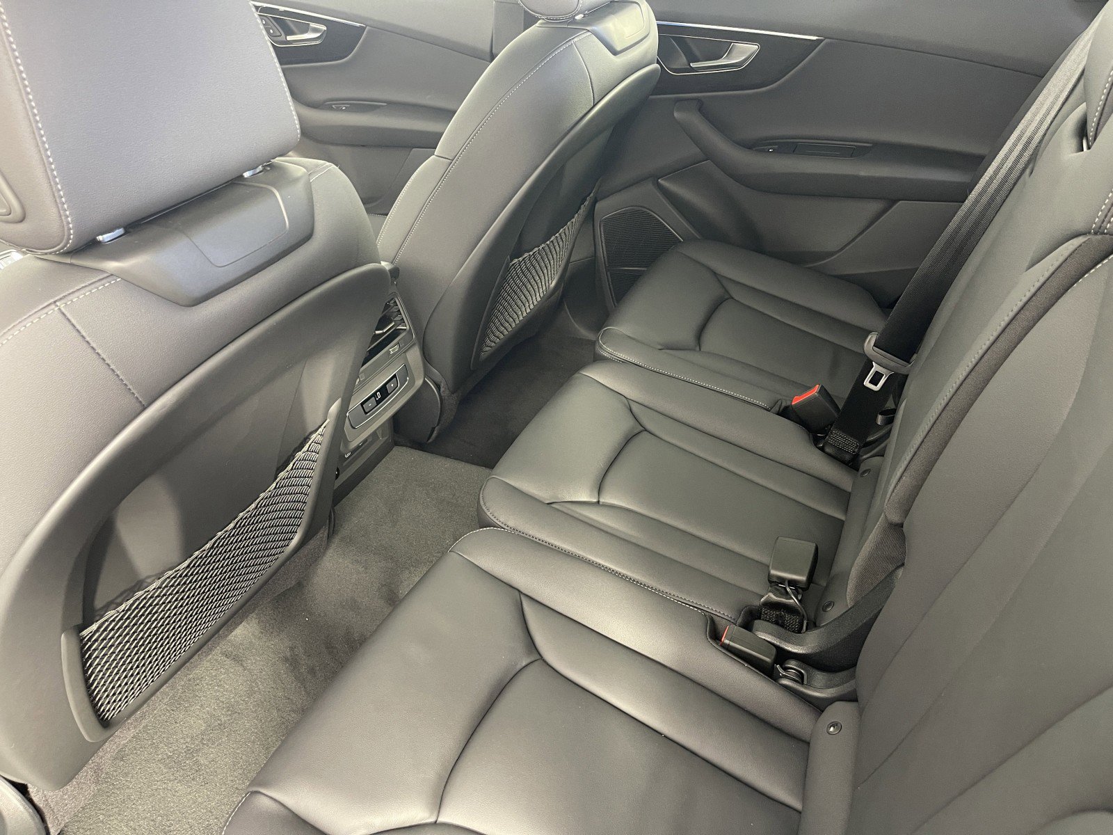 New 2025 Audi Q7 Premium image 35