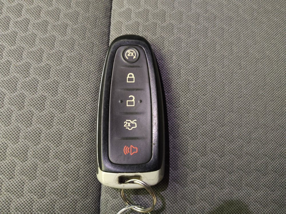 Used 2019 Ford Escape SE FWD image 32