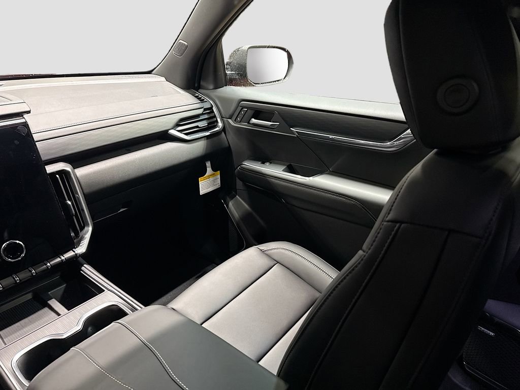 New 2026 GMC Acadia Elevation image 24