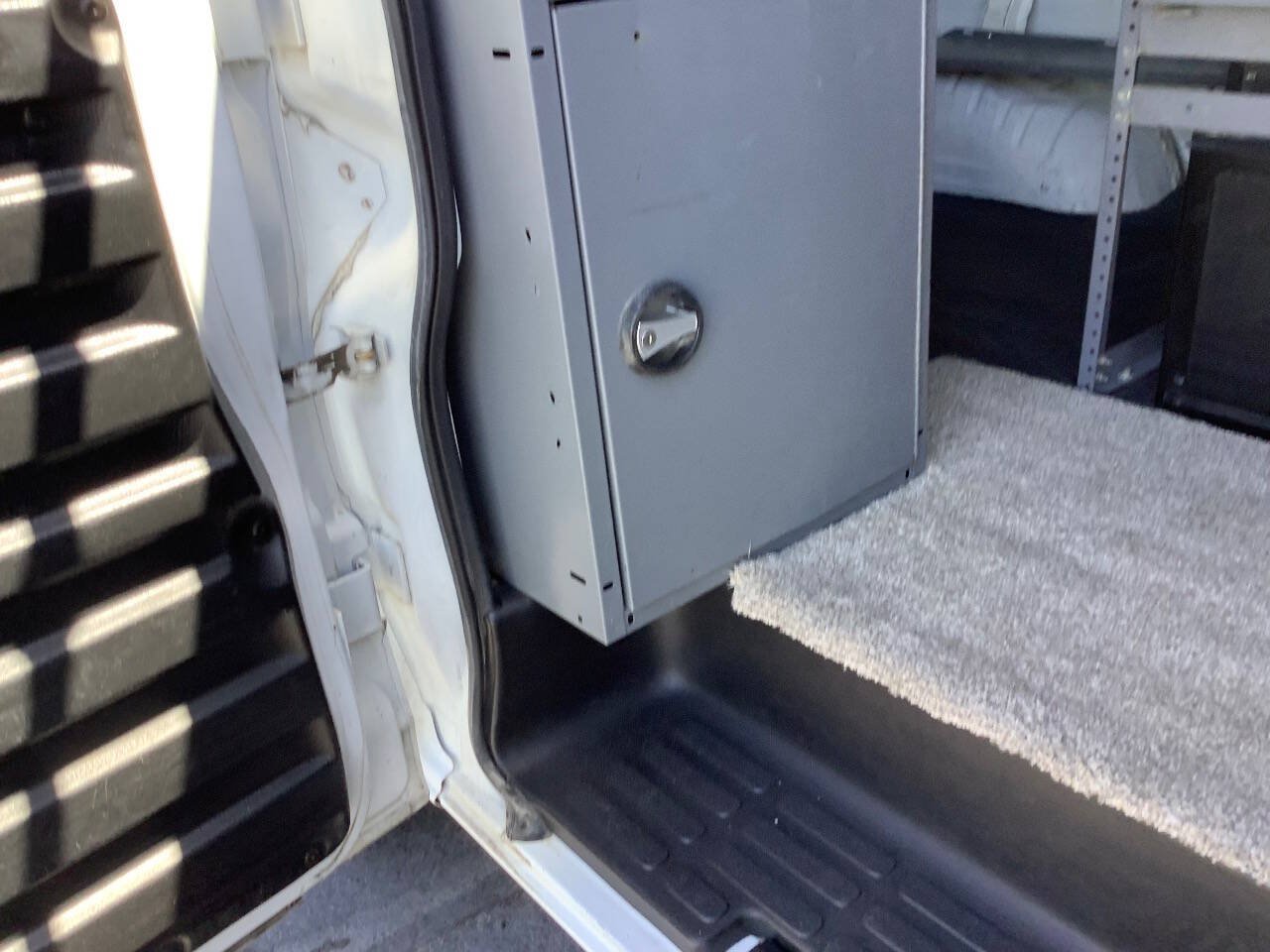 Used 2016 Chevrolet Express 2500 w/ Cold Climate Package RWD image 38