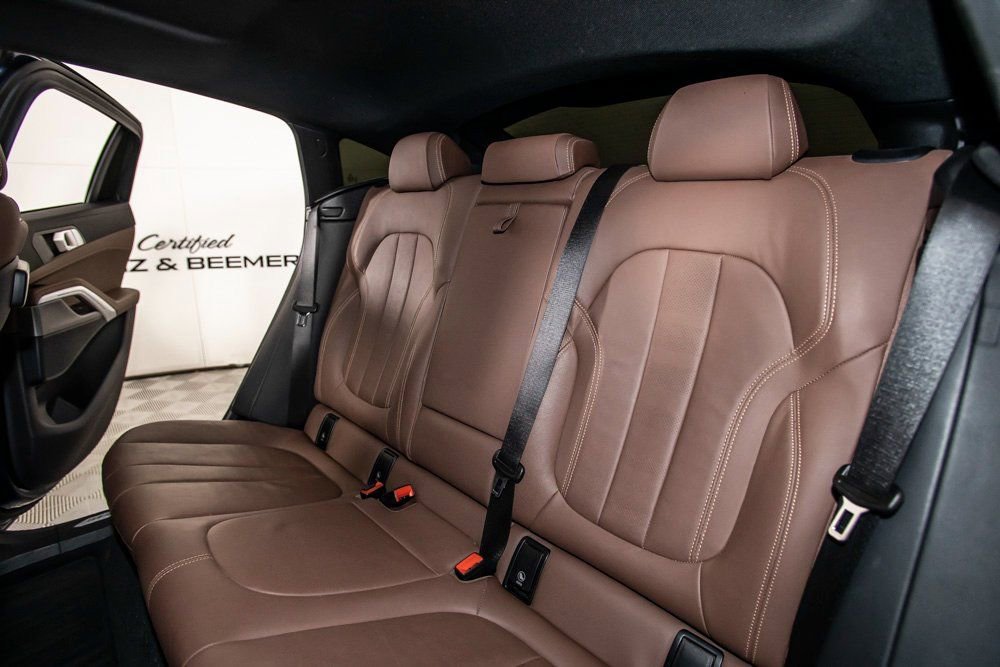 Used 2021 BMW X6 xDrive40i w/ M Sport Package image 14