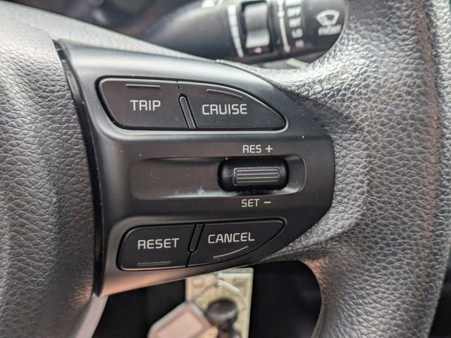 Used 2022 Kia Rio S image 25