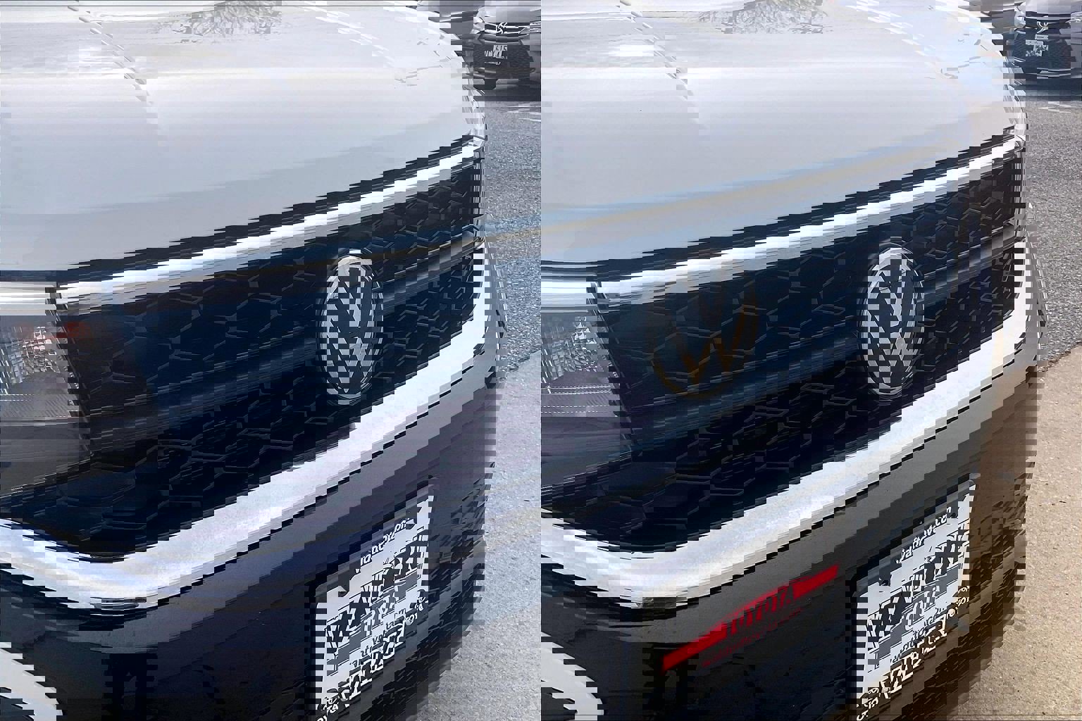 Used 2024 Volkswagen Taos SE image 35