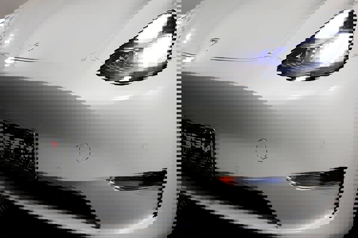 Used 2020 Tesla Model Y Long Range image 13