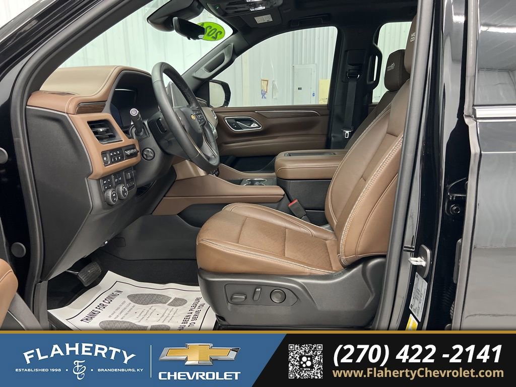 Used 2024 Chevrolet Suburban High Country image 9