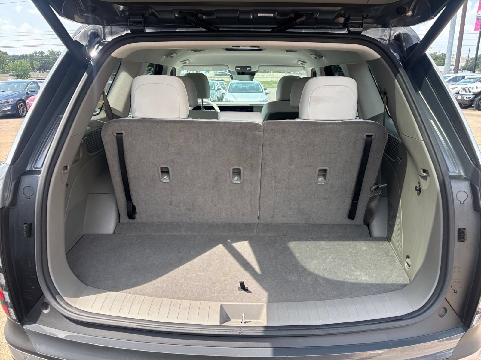 Used 2026 Hyundai Palisade SEL FWD image 35