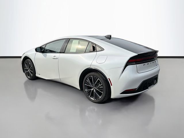 Used 2023 Toyota Prius Limited w/ Limited Premium Package image 5