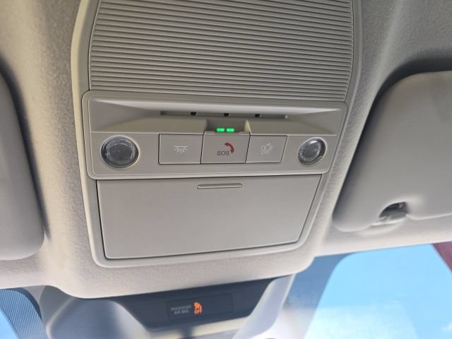 Certified 2026 Nissan Kicks SR FWD image 24