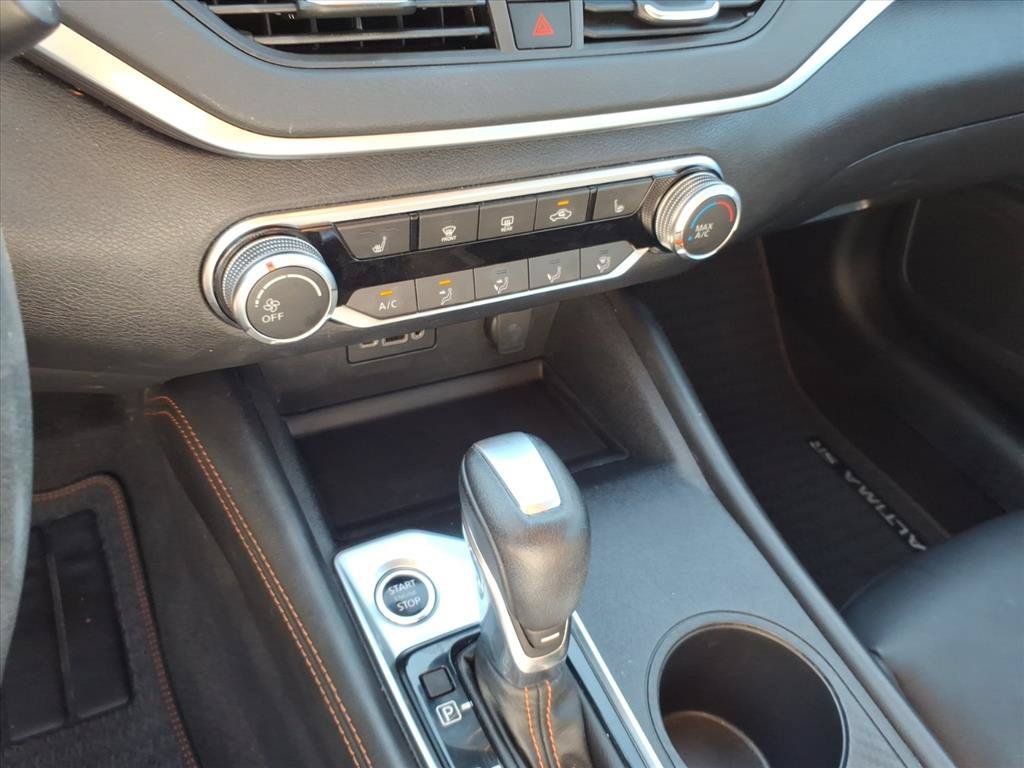 Used 2022 Nissan Altima 2.0 SR FWD image 30