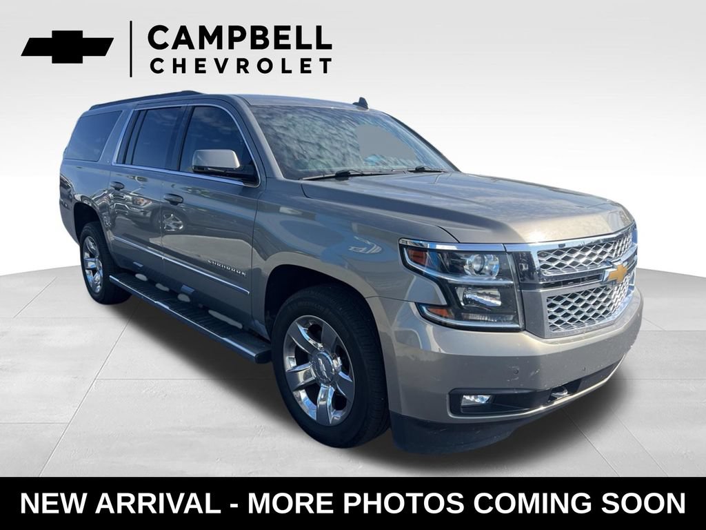 Used 2017 Chevrolet Suburban LT w/ LT Signature Package AWD/4WD image 13