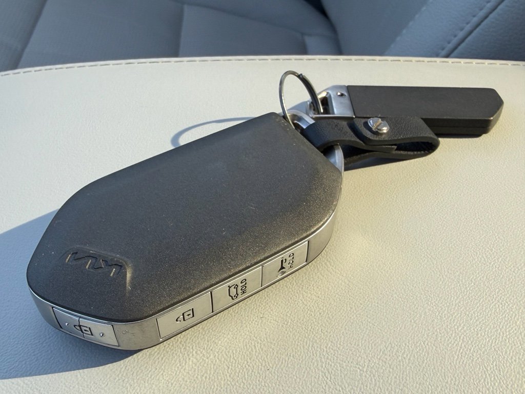 Used 2025 Kia Telluride SX FWD image 32