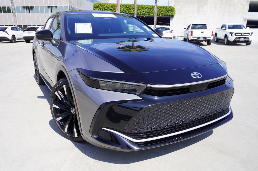 Certified 2023 Toyota Crown Platinum w/ Carpet Mat Package (TMS) image 2